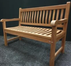 Merkloos TIERRA | Tuinbank Van Teak Comfort Plus + | 150 Cm - 3-Persoons / 3-Zits | Naturel / Original | BONANY Luxe | Geschuurd & Olie Op Waterbasis | Klassiek & Traditioneel | Stevig | Tuinzetel | Bank Voor Tuin -Gardena Verkoop 1200x1118