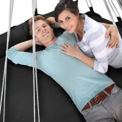 Hangnest Voor Binnen & Buiten. Met Groot En Dik Kussen Voor Volwassenen & Kinderen. Belastbaar Tot 125 Kg. VITA5 (Zwart) 9 Hangnest Voor Binnen & Buiten. Met Groot En Dik Kussen Voor Volwassenen & Kinderen. Belastbaar Tot 125 Kg. VITA5 (Zwart) -Gardena Verkoop 1200x1200 487