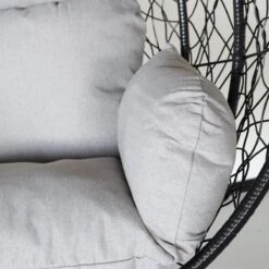 Egg Hangstoel Roundabout Zwart 10 Egg Hangstoel Roundabout Zwart -Gardena Verkoop 1200x1200 516