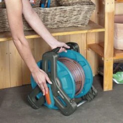 GARDENA Classic Slanghouder 50 - Geschikt Voor 50 M Ø13 Mm / 40 M Ø15 Mm / 30 M Ø19 Mm Slang 20 GARDENA Classic Slanghouder 50 - Geschikt Voor 50 M Ø13 Mm / 40 M Ø15 Mm / 30 M Ø19 Mm Slang -Gardena Verkoop 1200x1200 892