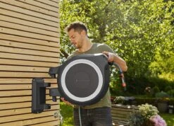 GARDENA Wandslangenbox Rollup XL - 35 Meter - Ø 13 Mm 17 GARDENA Wandslangenbox Rollup XL - 35 Meter - Ø 13 Mm -Gardena Verkoop 1200x867 3